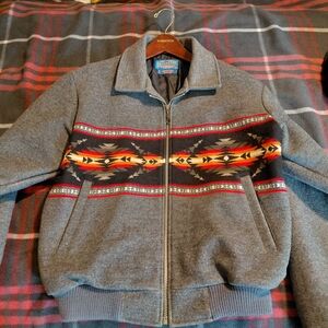 Gray Woolrich Men's Sweater with Multicolor Pattern
